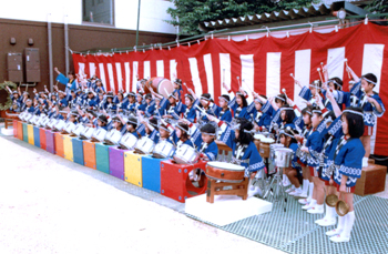 ���������g