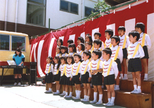 ���������g